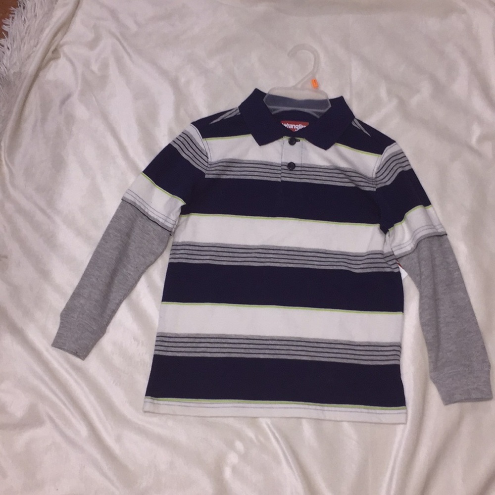 Wranglers boys sized 6/7 long sleeved shirt